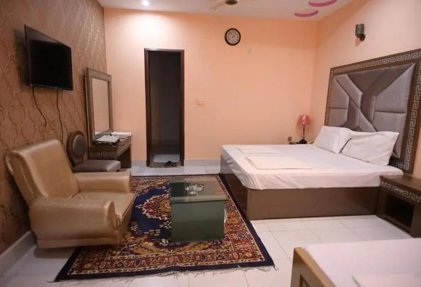 اتاق لوکس, Shaheen Continental Multan