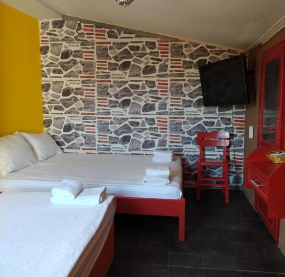 اتاق خانوادگی, Dionysos Otel & Restoran & Ada Kahvaltı