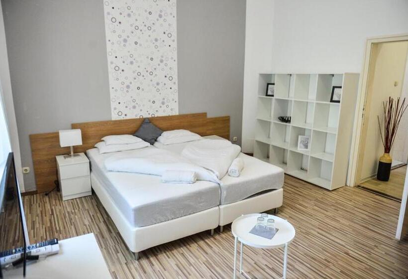 スタンダードルーム, élmény Balaton