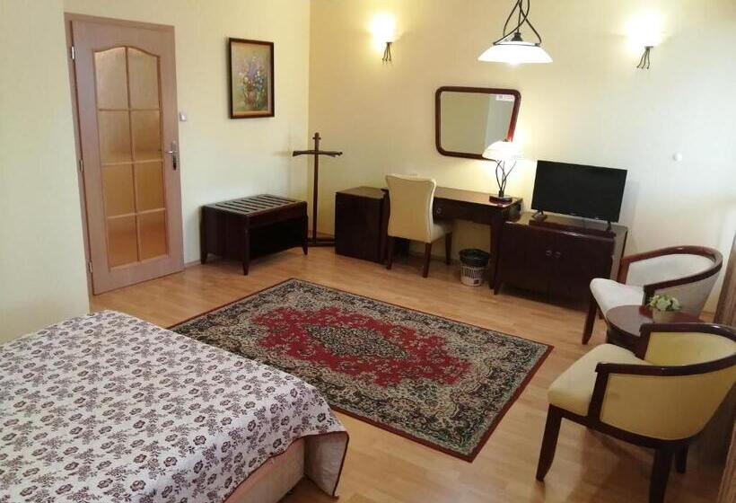 غرفة إقتصادية فردية, San