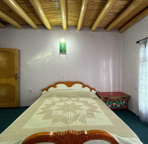 חדר דלוקס עם מרפסת, Napishu Guest House