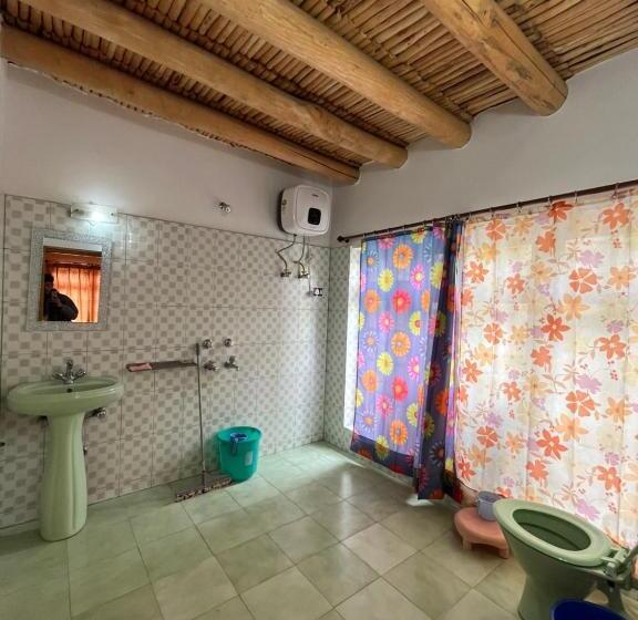 חדר דלוקס עם מרפסת, Napishu Guest House