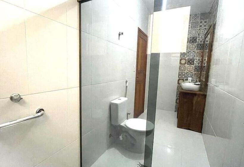 Quarto Estandar, Pouso Das Flores