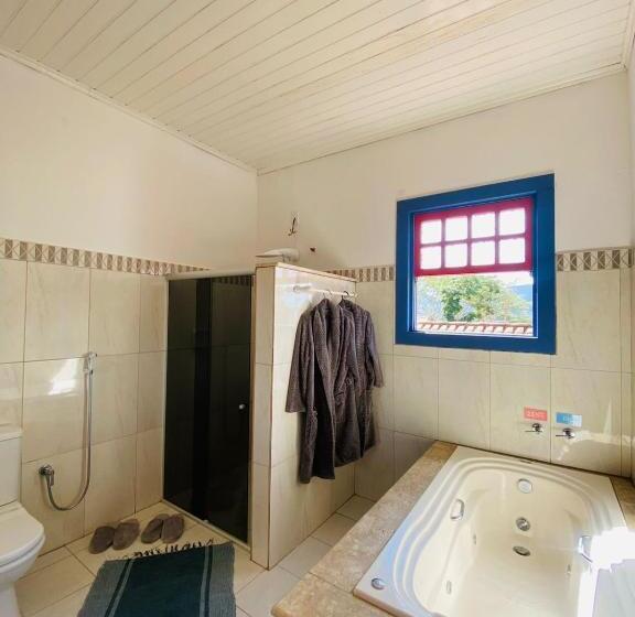 Quarto Estandar com Hidromassagem, Pouso Das Flores