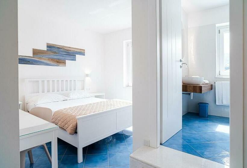 マウンテンビュースタンダードルーム, Un Posto Al Mare