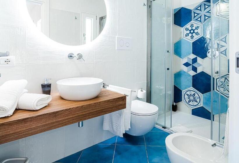 スタンダードルーム, Un Posto Al Mare