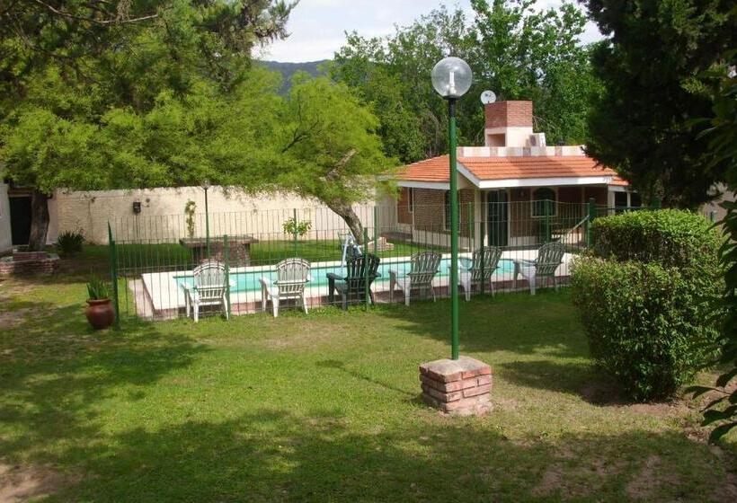 샬레, La Casa De Ana