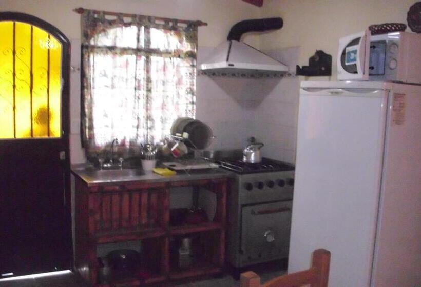 بنجلو قياسى غرفتين نوم, La Casa De Ana