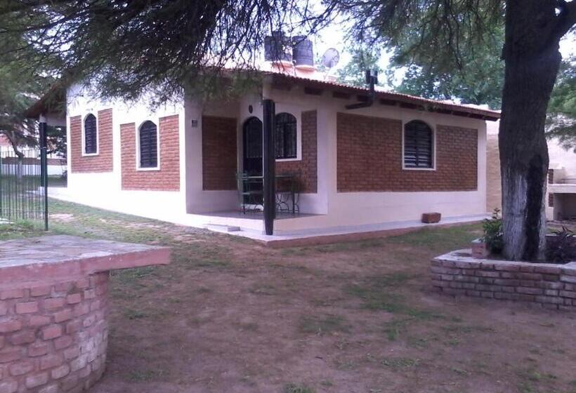 بنجلو قياسى غرفتين نوم, La Casa De Ana