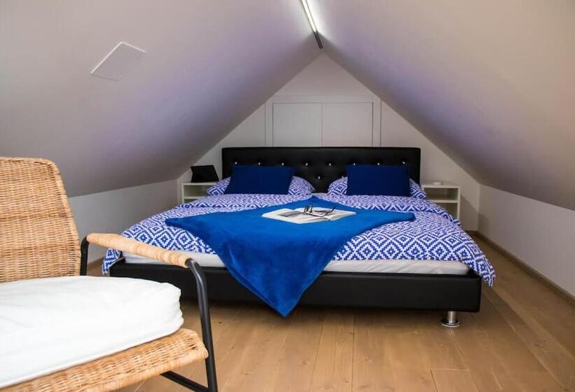 اتاق استاندارد, Rooms Močilnik