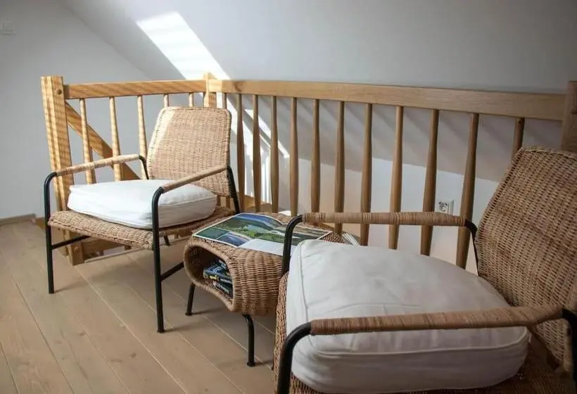 اتاق استاندارد, Rooms Močilnik