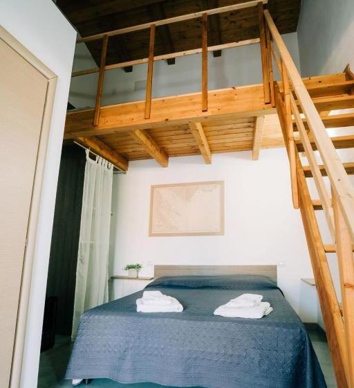 חדר דלוקס לשלושה, B&b Pan Di Zucchero