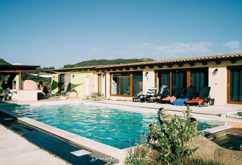 חדר קלאסי לארבעה, B&b Pan Di Zucchero