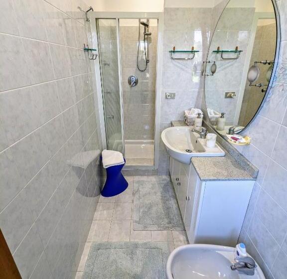 Номер Стандарт, B&b The Way Home