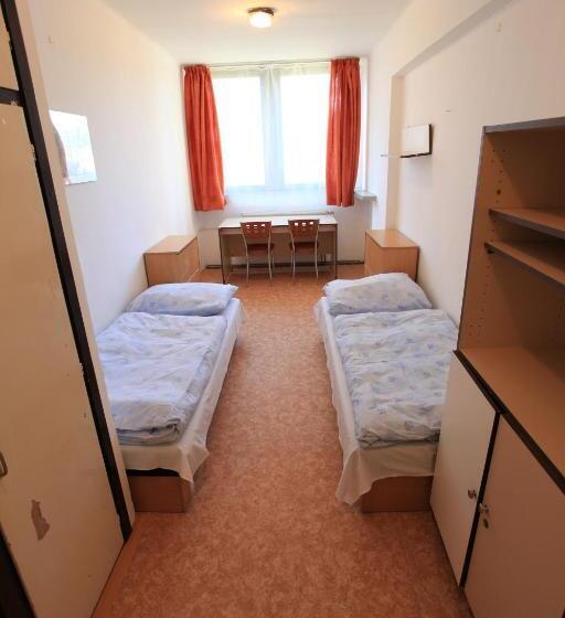 Quarto Estandar Banheiro Compartilhado, Hostel Strahov