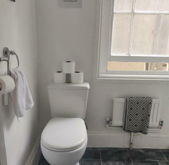 غرفة إقتصادية فردية, Arlington Villas Townhouse By Clifton Short Lets