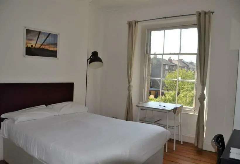 استودیوی استاندارد, Arlington Villas Townhouse By Clifton Short Lets