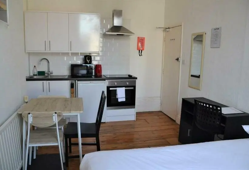 استودیوی استاندارد, Arlington Villas Townhouse By Clifton Short Lets
