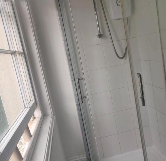 غرفة قياسية فردية حمام مشترك, Arlington Villas Townhouse By Clifton Short Lets