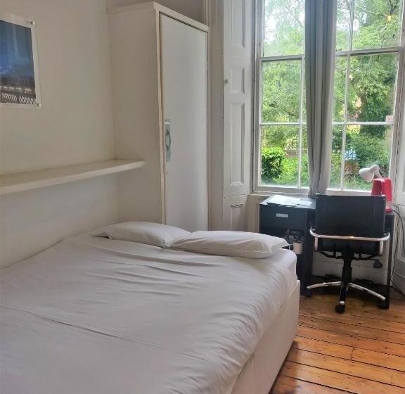 غرفة قياسية فردية حمام مشترك, Arlington Villas Townhouse By Clifton Short Lets