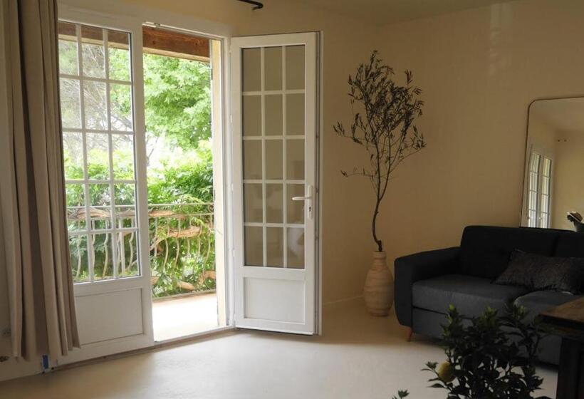 חדר משפחתי נוף לגינה, Maison D´hôtes Le Mas Des Vignes