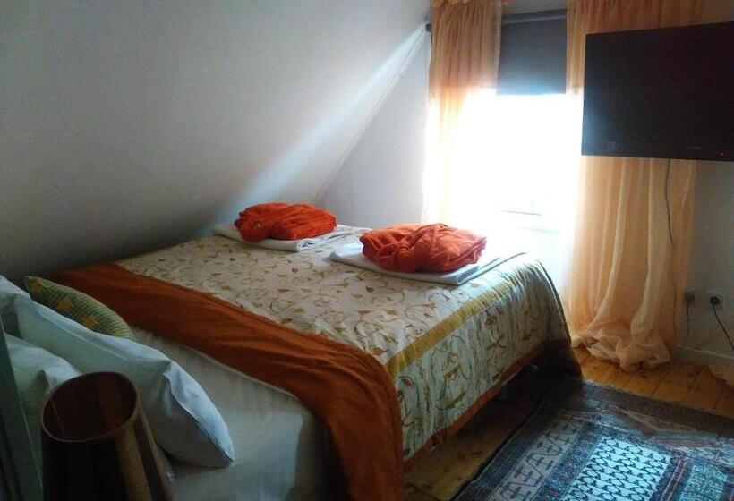 Номер Стандарт, Rosindell Cottage