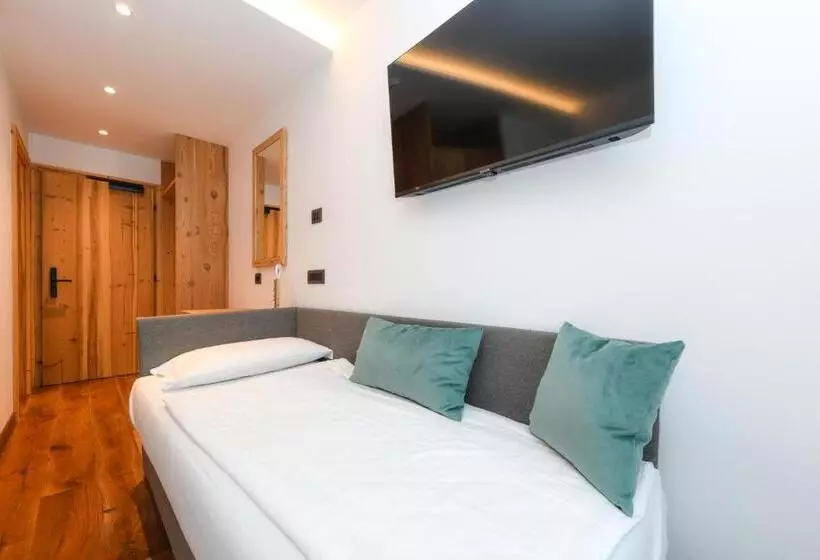 スーペリアトリプルルーム, Bepy Hotel Garni