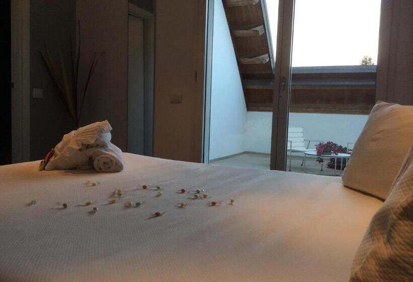 חדר סטנדרט עם טרסה, 15.92