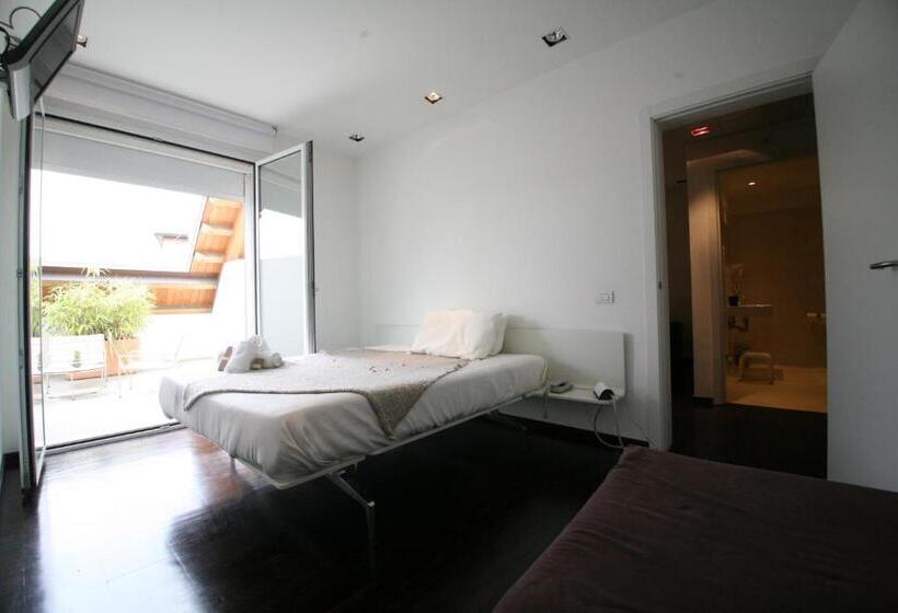 חדר משפחתי, 15.92