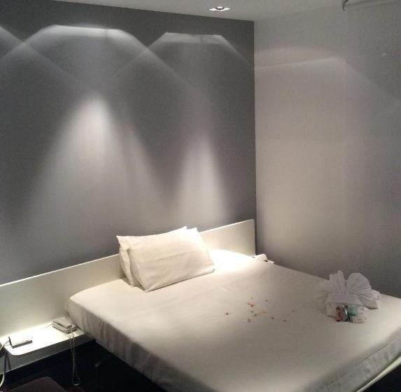 חדר סטנדרט לשלושה, 15.92