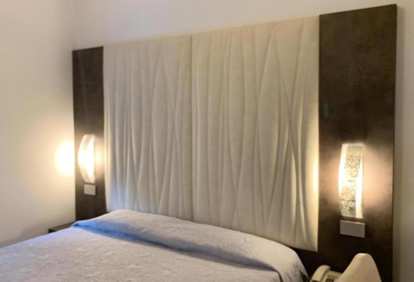 חדר קומפורט, Albergo Gilda