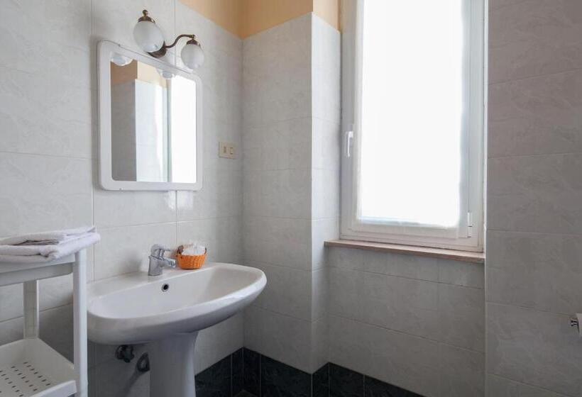 חדר סטנדרט חדר אמבטיה משותף, Antica Locanda Luigina