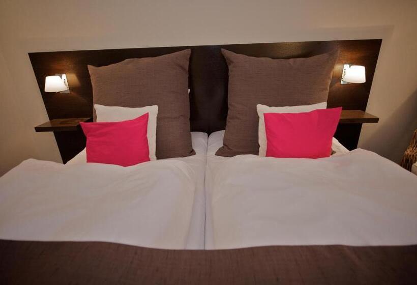 Номер Superior, Benniksgaard