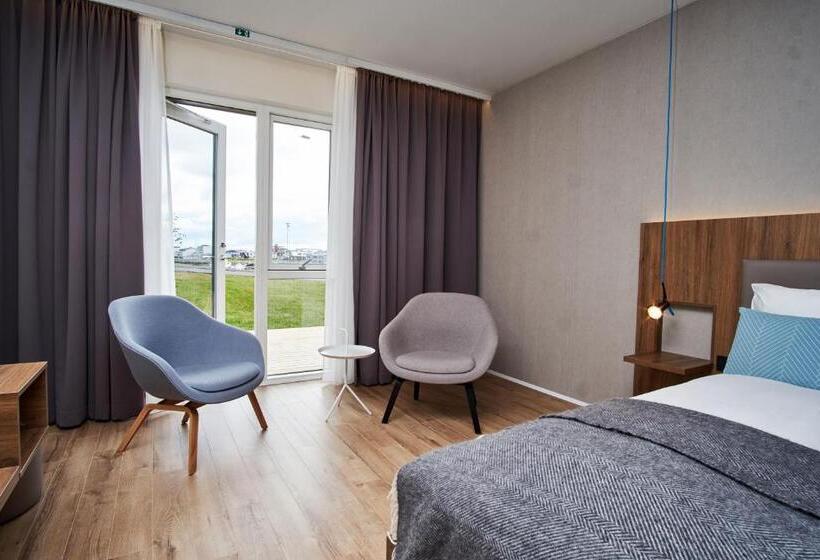 اتاق سوپریور, Berg By Keflavik Airport