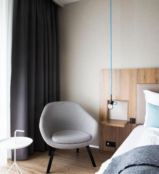 اتاق سوپریور, Berg By Keflavik Airport