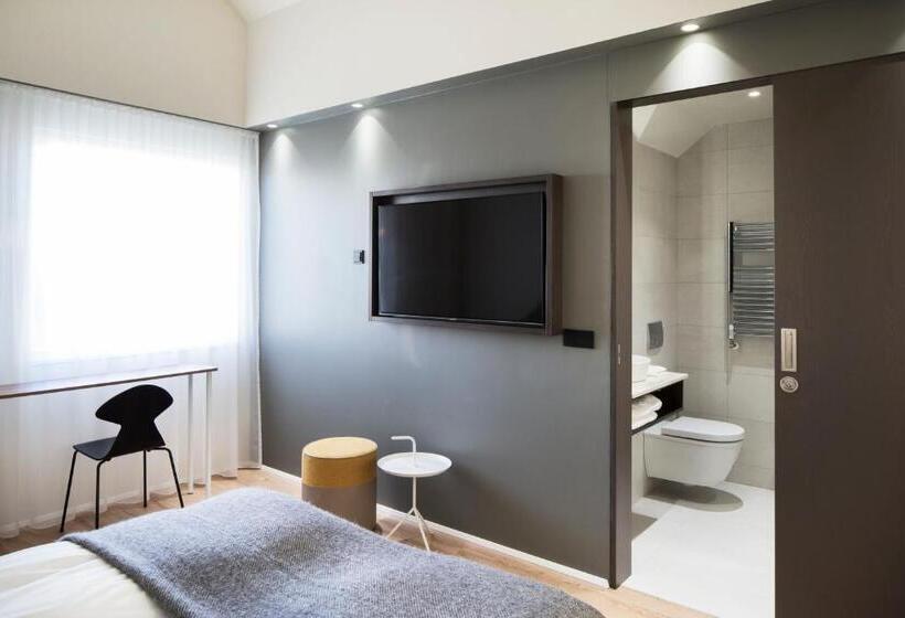 اتاق سوپریور, Berg By Keflavik Airport