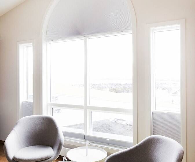 سوییت, Berg By Keflavik Airport