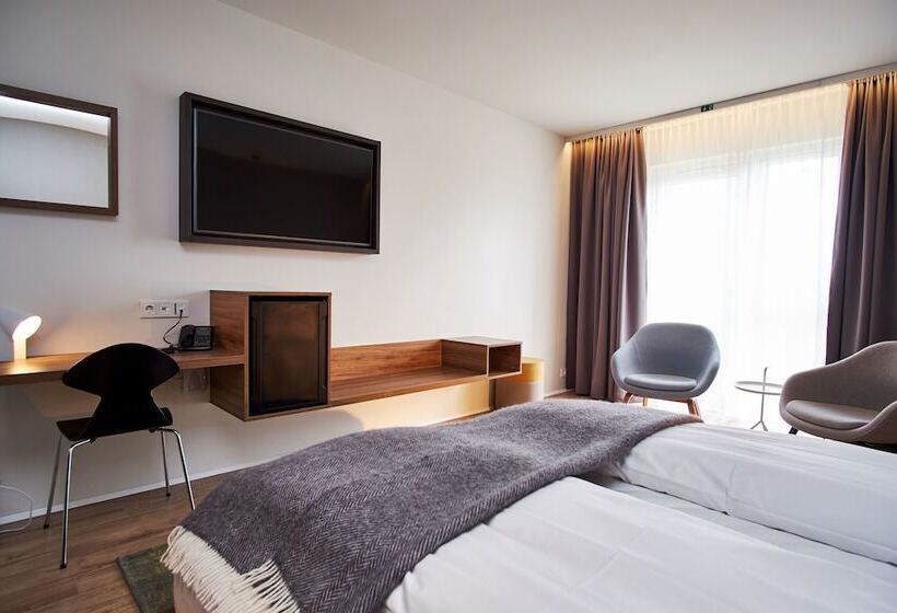 اتاق سوپریور, Berg By Keflavik Airport