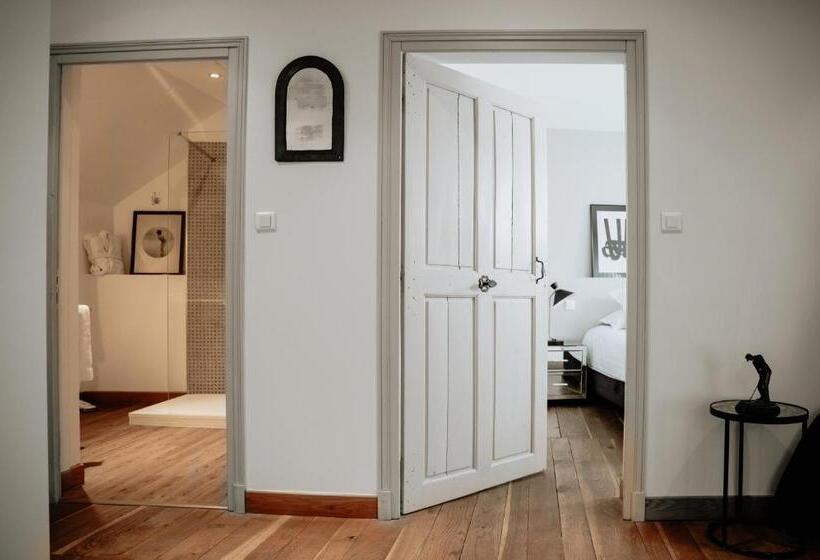 جناح, Château De Labro   Teritoria