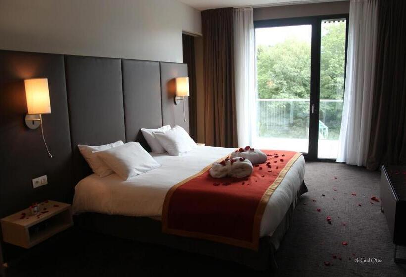 חדר סטנדרט, De La Source