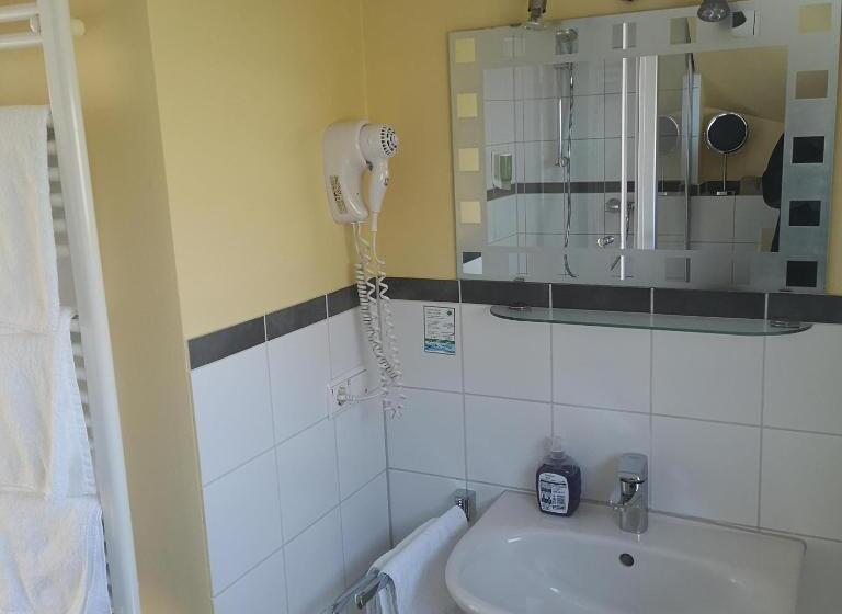 דירת חדר, Haus Hillebrand