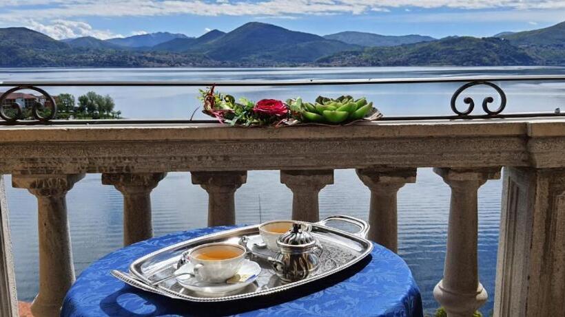 스탠다드 룸 호수 전망, La Rondinella