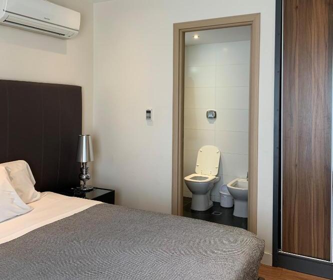 سوییت, Regency Way Montevideo