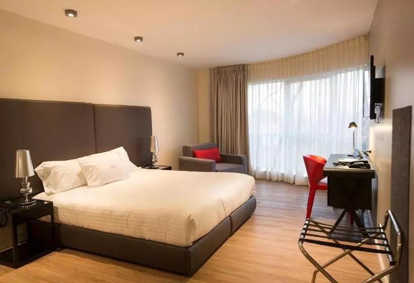 デラックスルーム, Regency Way Montevideo