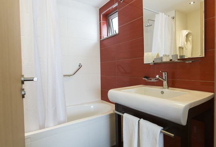 اتاق لوکس, Regency Way Montevideo