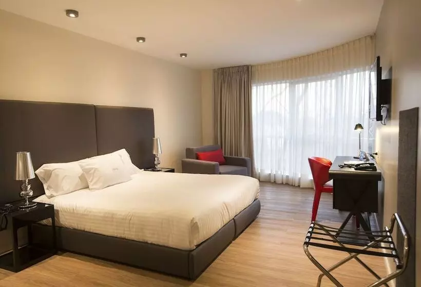 デラックスルーム, Regency Way Montevideo