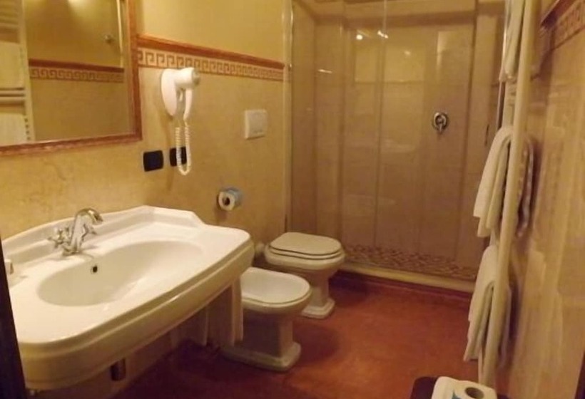 Классический Номер, Relais Il Postiglione  Antica Posta Dei Chigi