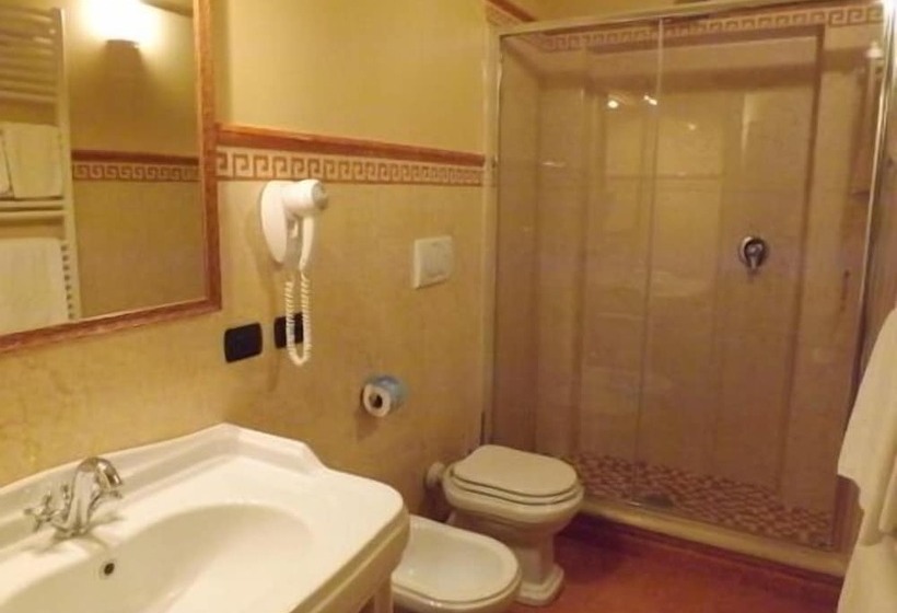 Классический Номер, Relais Il Postiglione  Antica Posta Dei Chigi