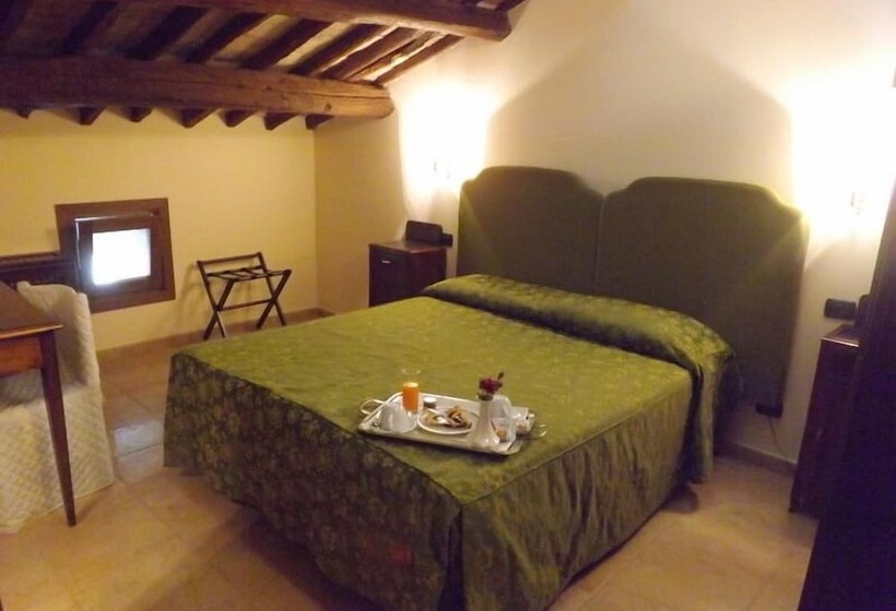 Классический Номер, Relais Il Postiglione  Antica Posta Dei Chigi