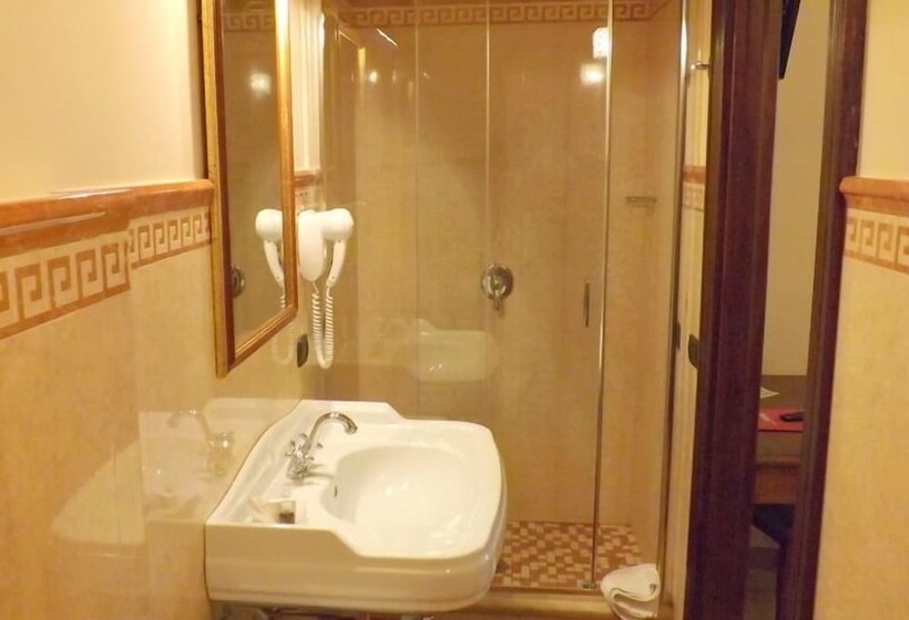 Трехместный Номер Классика, Relais Il Postiglione  Antica Posta Dei Chigi